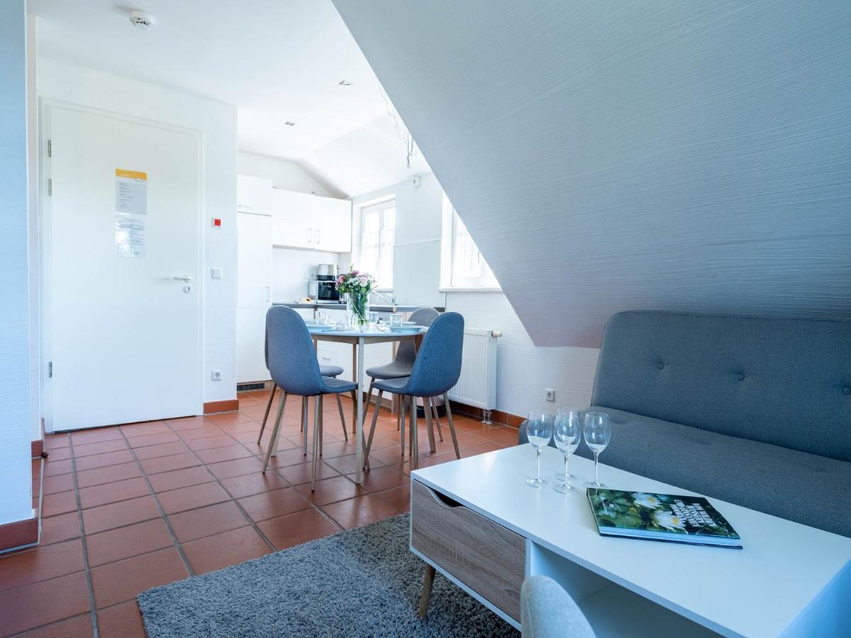 Feriendorf Rugana - Klassik Appartement Mit 1 Schlafzimmer D57 Dranske Bagian luar foto