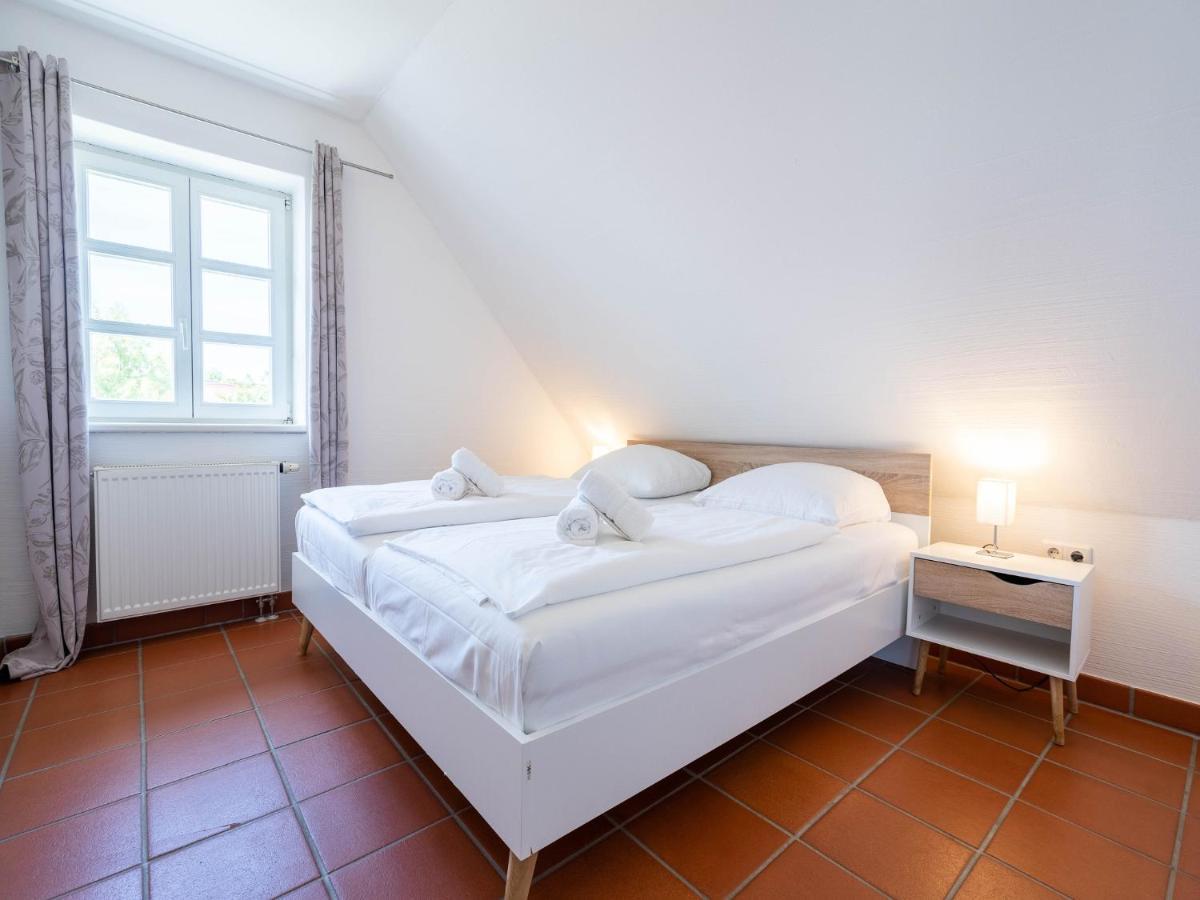 Feriendorf Rugana - Klassik Appartement Mit 1 Schlafzimmer D57 Dranske Bagian luar foto